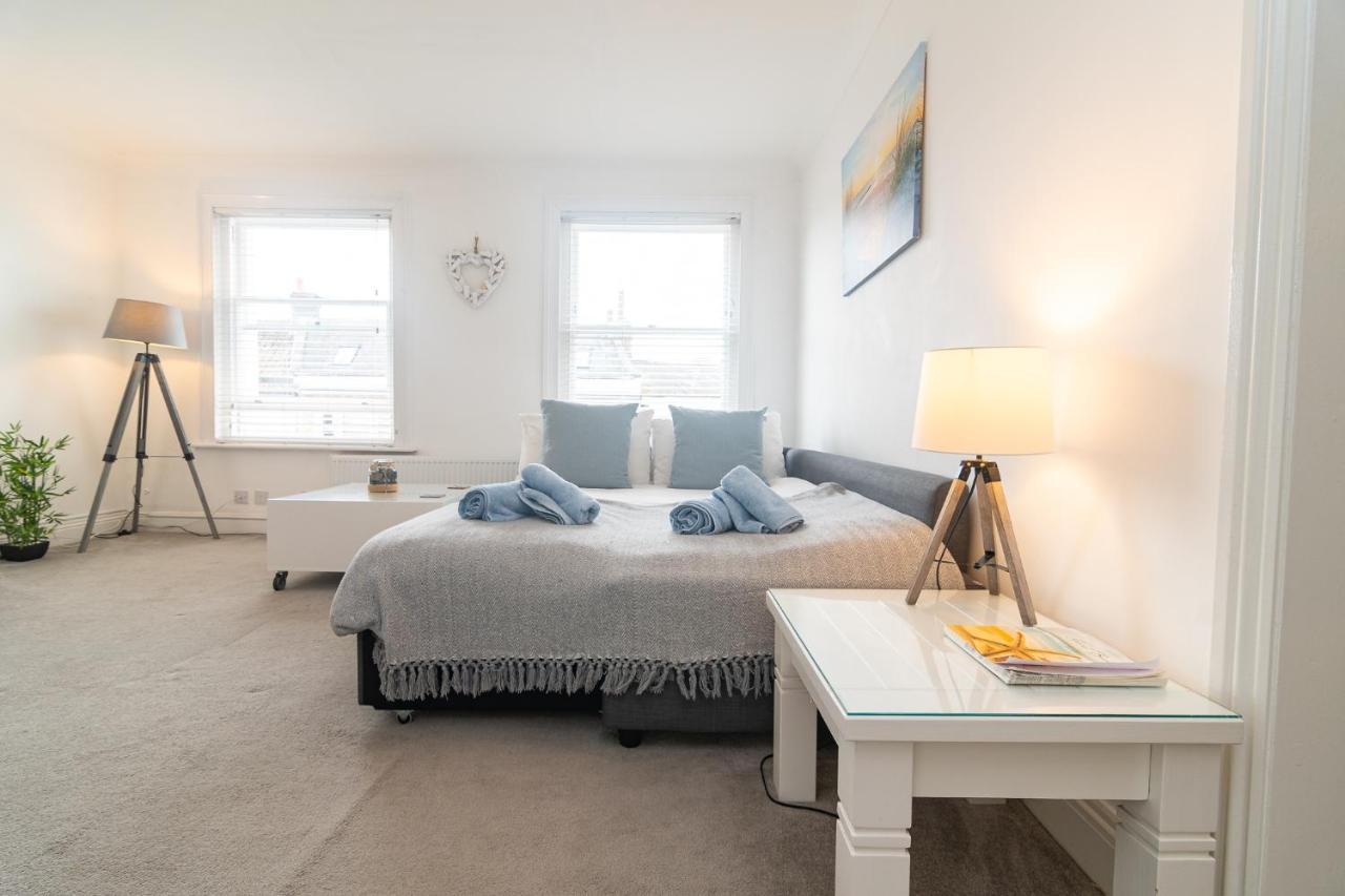 Light And Airy 1 Bedroom Flat 700M From The Beach Bournemouth Luaran gambar